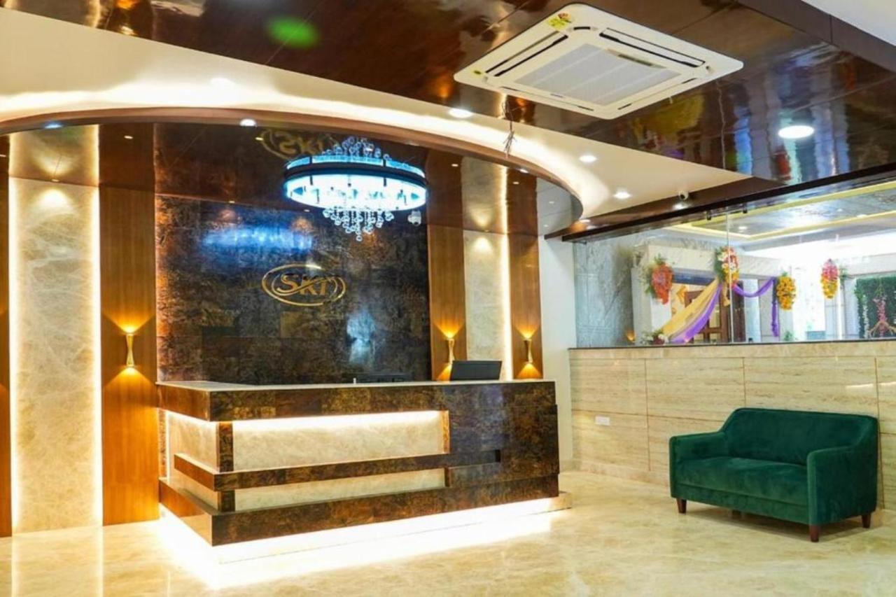 Sri Krishna Inn - Kempegowda Airport Bangalore Devanahalli 外观 照片