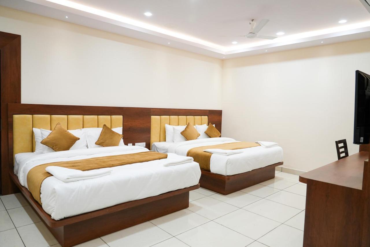 Sri Krishna Inn - Kempegowda Airport Bangalore Devanahalli 外观 照片