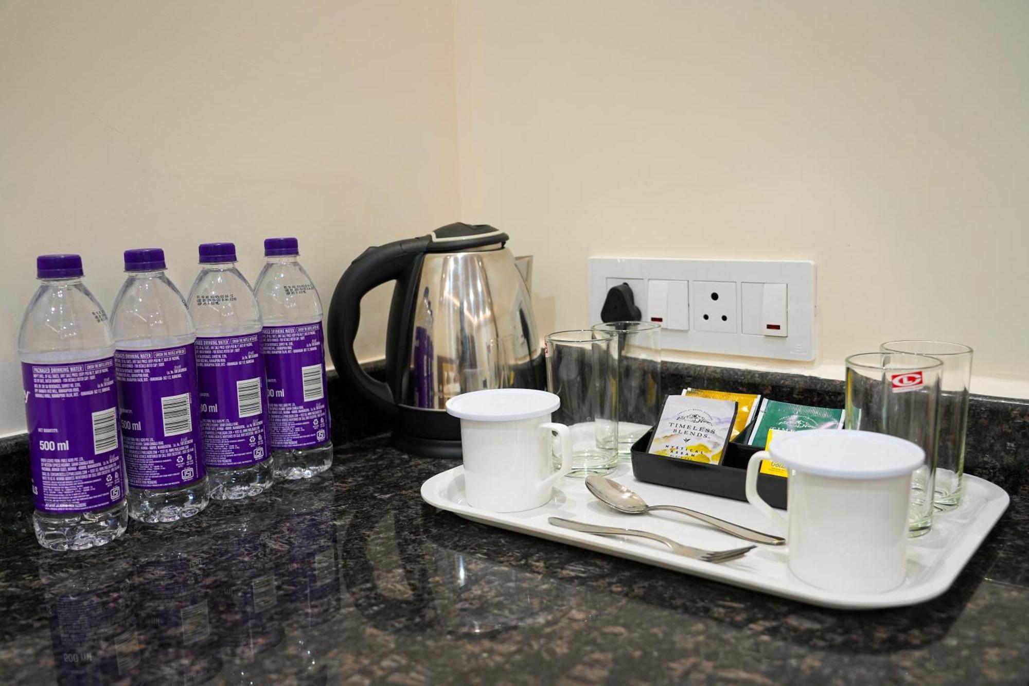 Sri Krishna Inn - Kempegowda Airport Bangalore Devanahalli 外观 照片